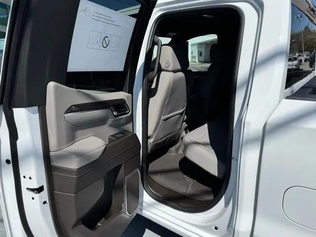 2025 Chevrolet Silverado 1500 4WD Double Cab Standard Bed LT