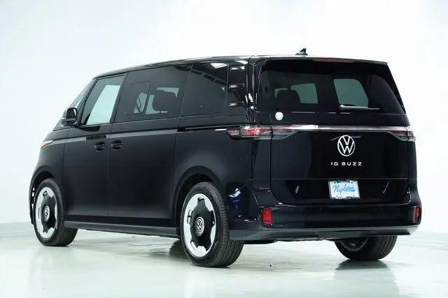 2025 Volkswagen ID. Buzz Pro S