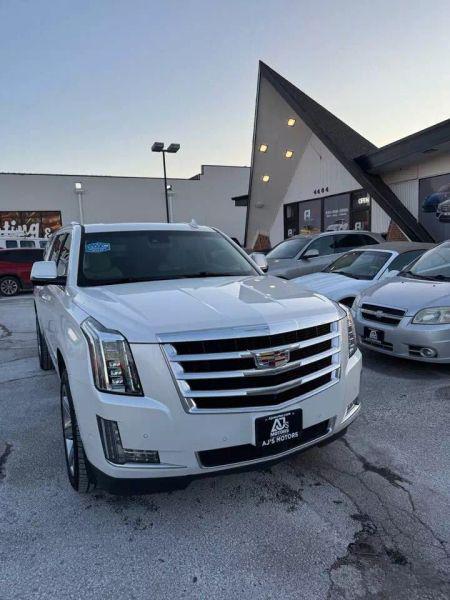 2018 Cadillac Escalade ESV Premium Luxury