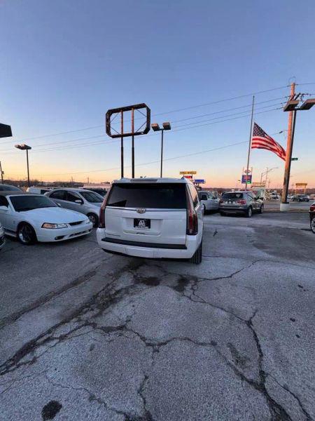 2018 Cadillac Escalade ESV Premium Luxury