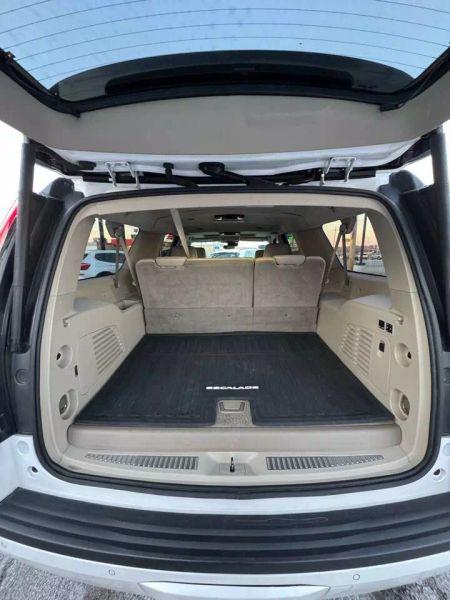 2018 Cadillac Escalade ESV Premium Luxury
