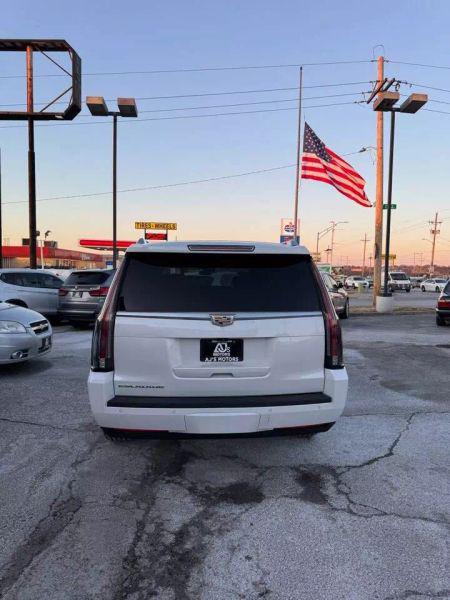 2018 Cadillac Escalade ESV Premium Luxury