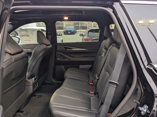 2025 INFINITI QX60 LUXE AWD