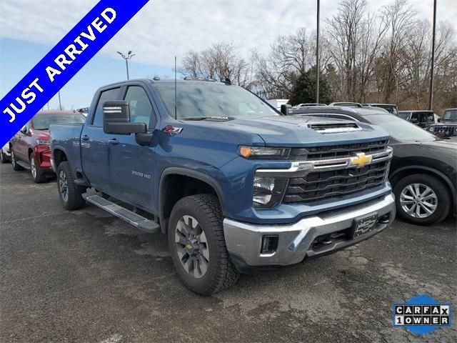 2024 Chevrolet Silverado 2500HD 4WD Crew Cab Standard Bed LT