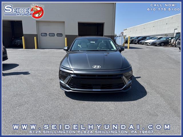2025 Hyundai Sonata Hybrid Limited