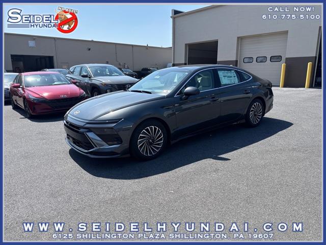 2025 Hyundai Sonata Hybrid Limited