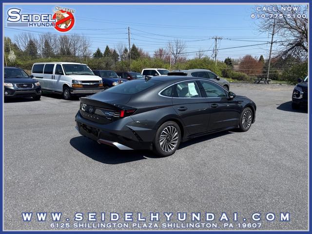 2025 Hyundai Sonata Hybrid Limited