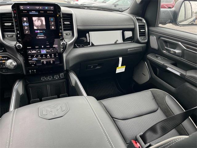 2025 RAM Ram 1500 RAM 1500 LARAMIE CREW CAB 4X4 57 BOX