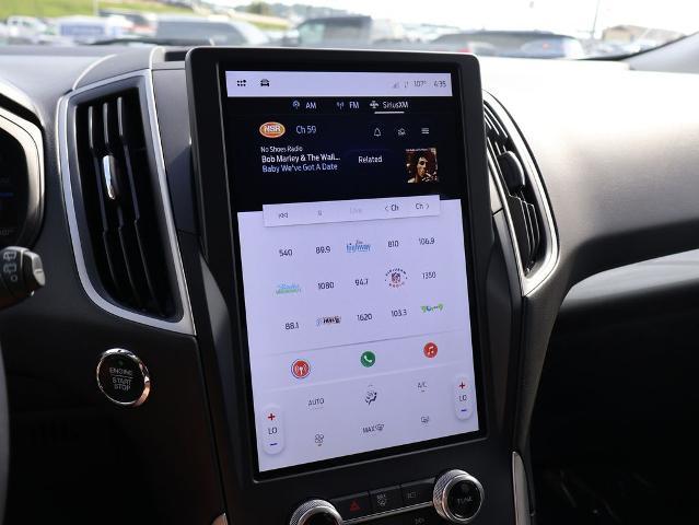 2022 Ford Edge SE
