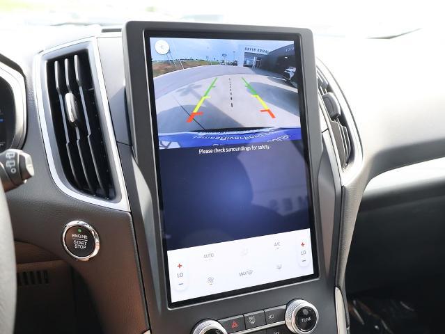 2022 Ford Edge SE