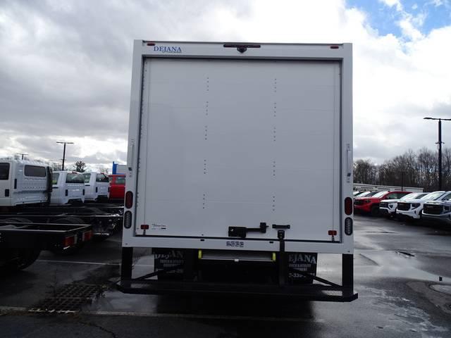 2024 Chevrolet Express Cutaway 4500 Van