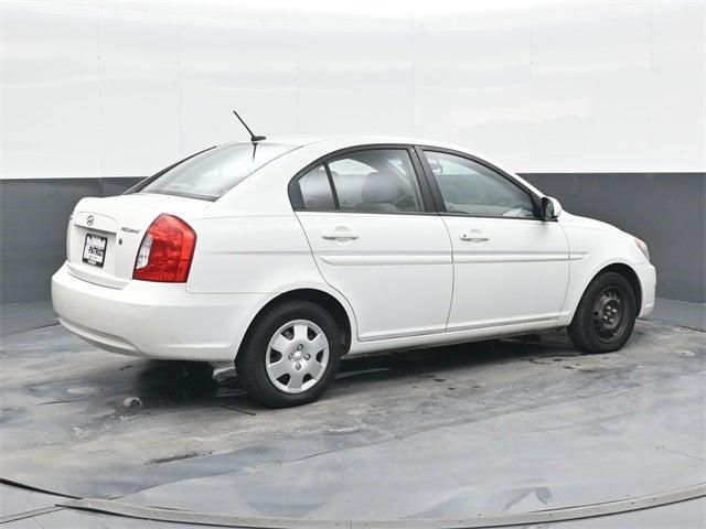 2010 Hyundai Accent GLS