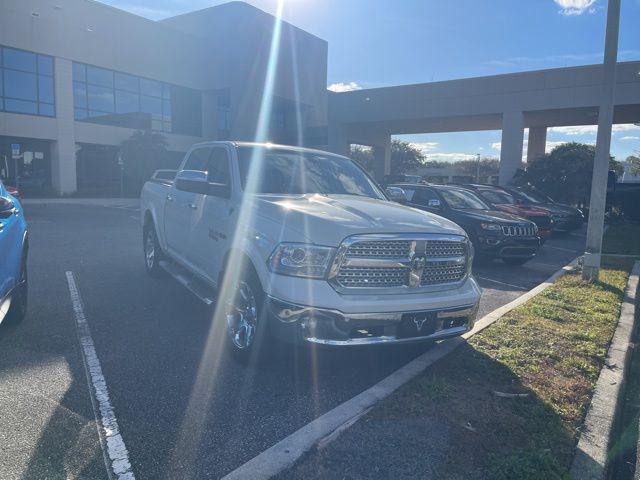 2018 RAM 1500 Laramie Crew Cab 4x2 57 Box