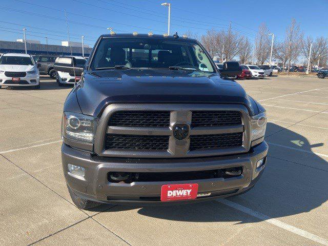 2017 RAM 3500 Laramie Crew Cab 4x4 64 Box