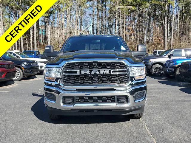 2024 RAM 3500 Tradesman Crew Cab 4x4 8 Box