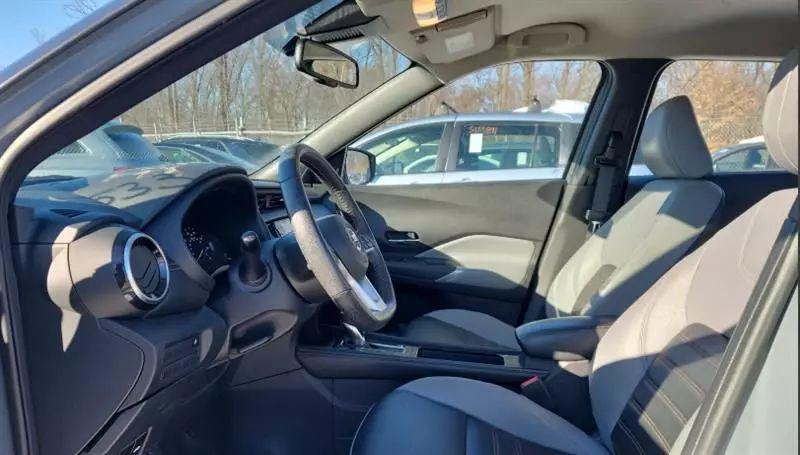 2021 Nissan Kicks SR Xtronic CVT