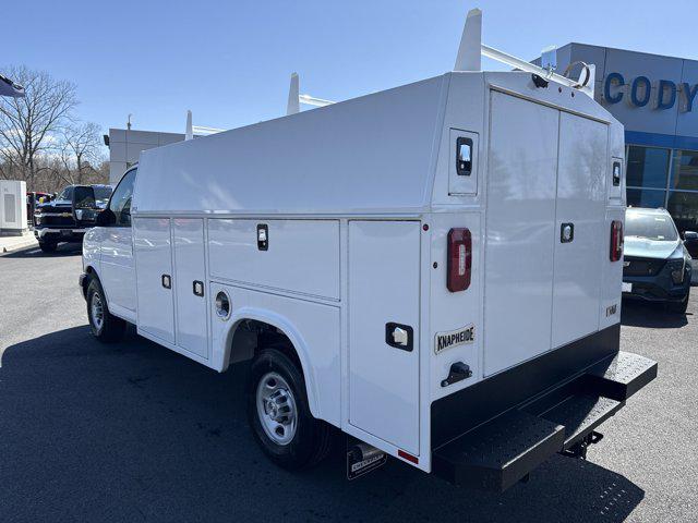 2024 Chevrolet Express Cutaway Work Van