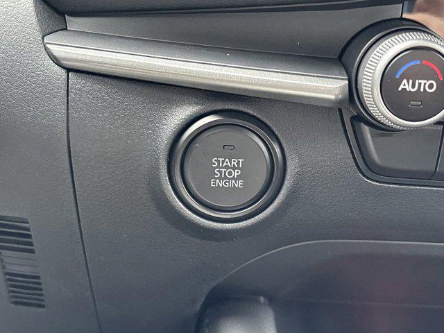 2025 Mazda Mazda3 2.5 S Select Sport