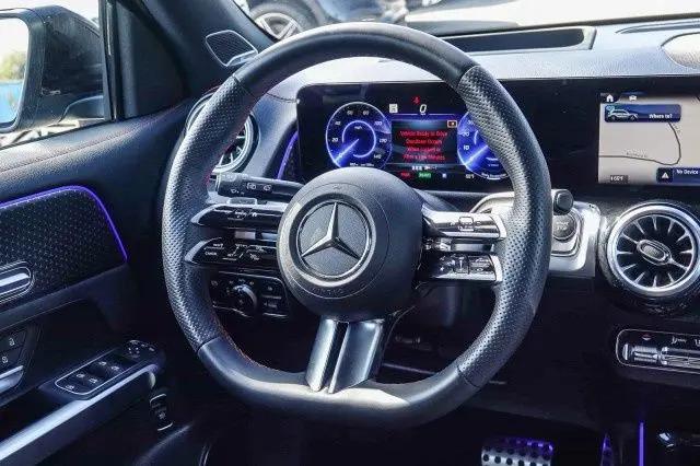 2024 Mercedes-Benz EQB 300 4MATIC