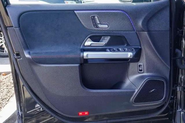 2024 Mercedes-Benz EQB 300 4MATIC
