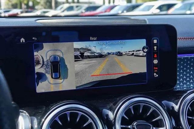 2024 Mercedes-Benz EQB 300 4MATIC