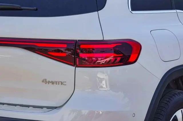 2024 Mercedes-Benz EQB 300 4MATIC