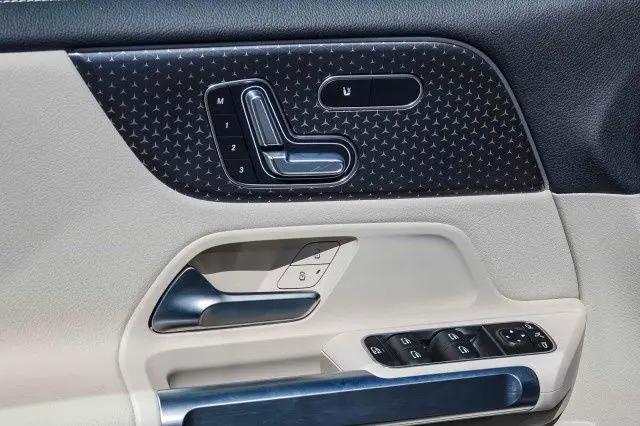 2024 Mercedes-Benz EQB 300 4MATIC
