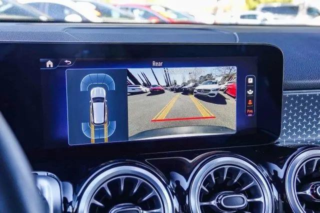 2024 Mercedes-Benz EQB 300 4MATIC