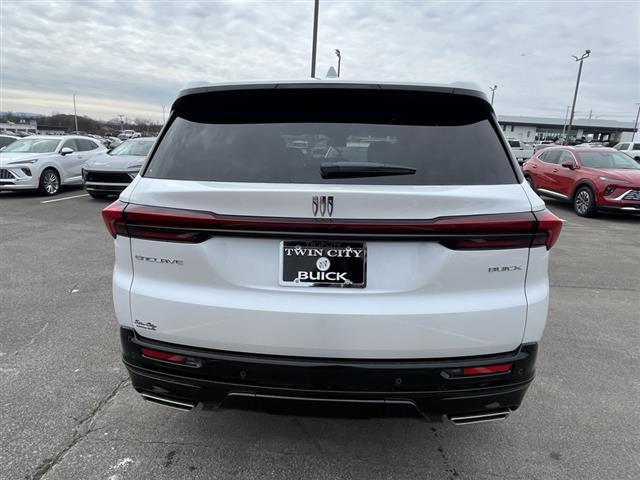2025 Buick Enclave Sport Touring FWD