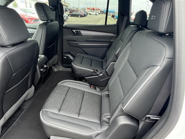 2025 Buick Enclave Sport Touring FWD