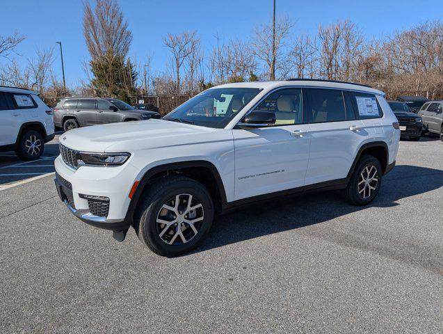 2025 Jeep Grand Cherokee GRAND CHEROKEE L LIMITED 4X4