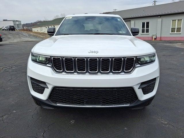 2025 Jeep Grand Cherokee GRAND CHEROKEE LAREDO 4X4