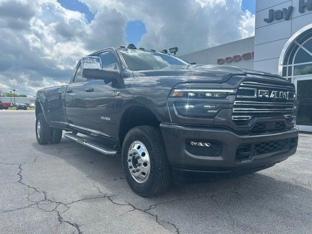 2025 RAM Ram 3500 RAM 3500 LARAMIE CREW CAB 4X4 8 BOX 2025 RAM Ram 3500 RAM 3500 LARAMIE CREW CAB 4X4 8 BOX