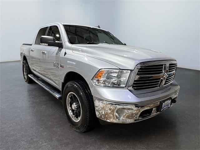 2017 Ram 1500 Big Horn Crew Cab 4x4 5'7" Box