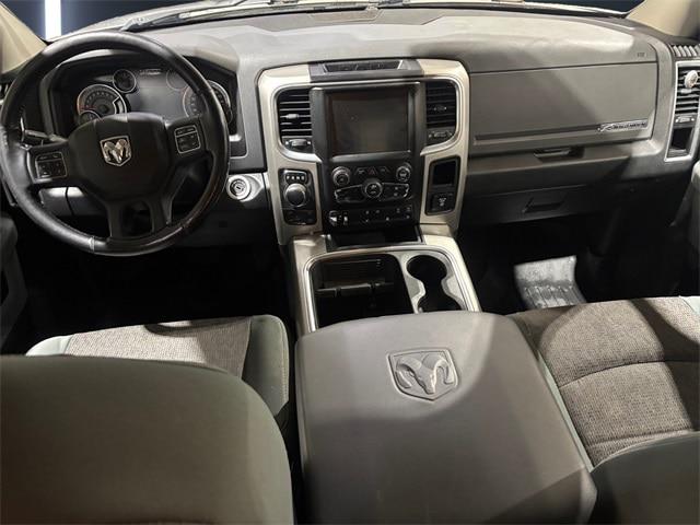 2017 Ram 1500 Big Horn Crew Cab 4x4 5'7" Box