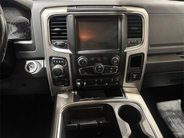 2017 Ram 1500 Big Horn Crew Cab 4x4 5'7" Box