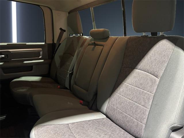 2017 Ram 1500 Big Horn Crew Cab 4x4 5'7" Box