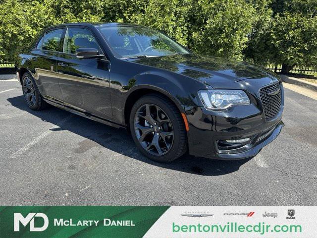 2023 Chrysler 300 Touring L