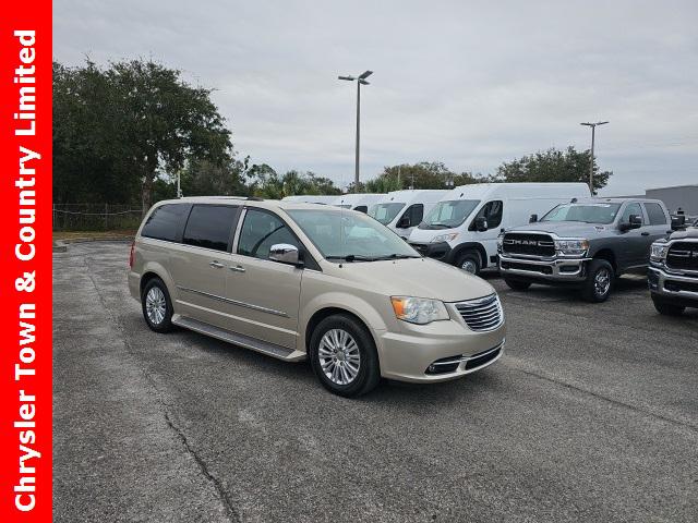 2014 Chrysler Town and Country Limited