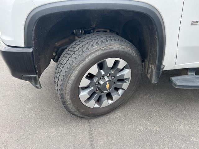2023 Chevrolet Silverado 2500HD 4WD Crew Cab Standard Bed Custom
