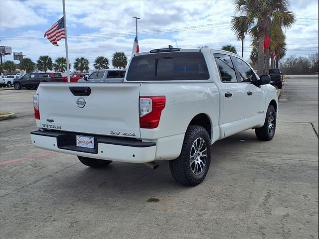 2023 Nissan TITAN Crew Cab SV 4x4