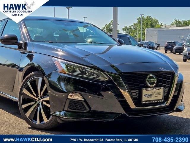 2022 Nissan Altima SR FWD
