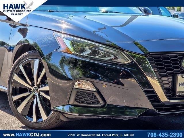 2022 Nissan Altima SR FWD