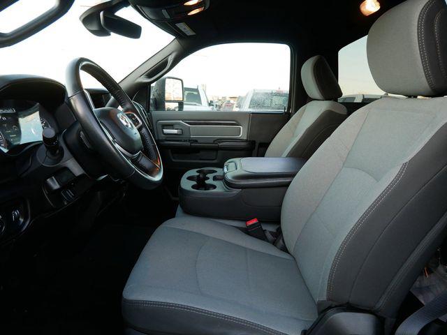 2023 Ram 4500 Chassis Tradesman/SLT