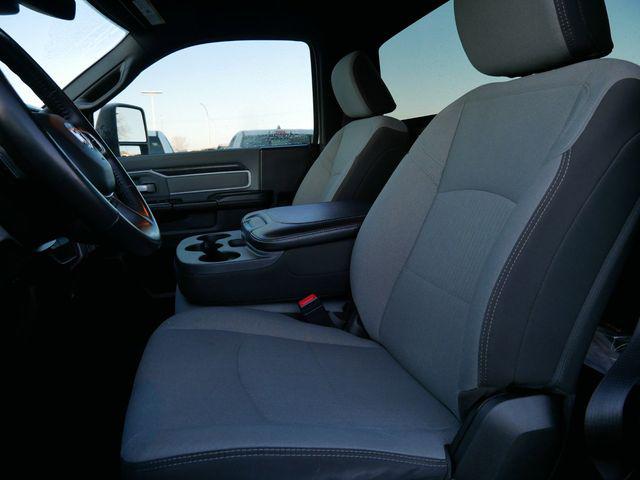 2023 Ram 4500 Chassis Tradesman/SLT