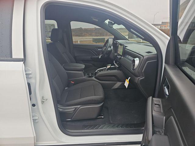 2025 Chevrolet Colorado 2WD WT