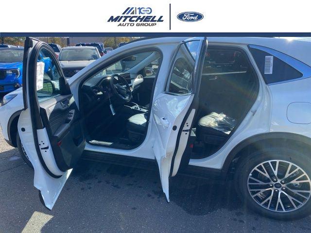 2025 Ford Escape PHEV
