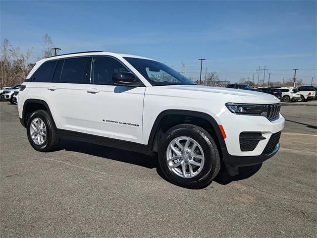 2025 Jeep Grand Cherokee GRAND CHEROKEE LAREDO X 4X2