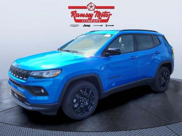2025 Jeep Compass COMPASS LATITUDE 4X4