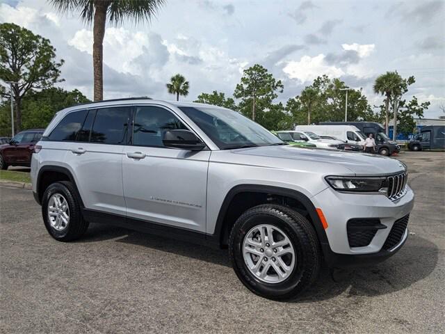 2025 Jeep Grand Cherokee GRAND CHEROKEE LAREDO 4X2